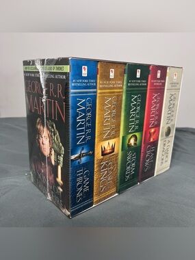 Game of Throne Song of Ice and Fire 5-Book Hardcover Set New George R.R. Martin